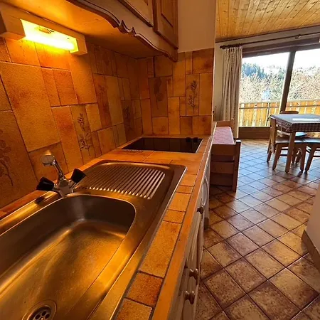 Ban Rouge, Chez Francine Apartman Notre-Dame-de-Bellecombe